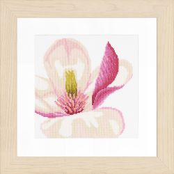 PN-0008163 Набор для вышивания LANARTE "Magnolia Flower"
