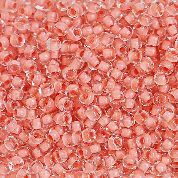 Бисер Preciosa 38389 прозрачный абрикосовый