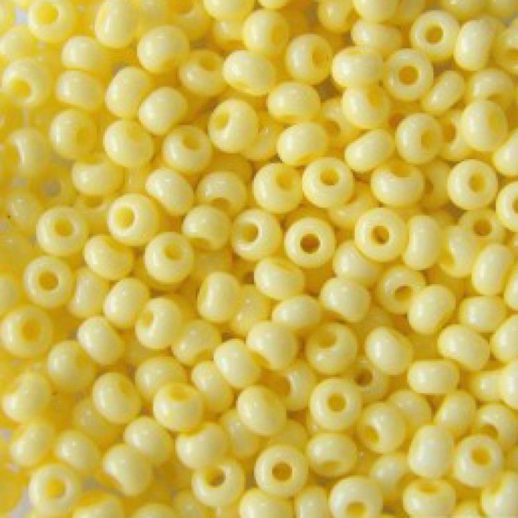 Бисер Preciosa 03281 матовый светло-желтый