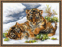 1564 Набор для вышивания Риолис "Тигрята в снегу"
